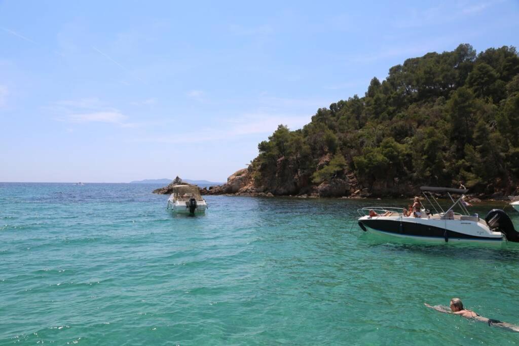 Suite 1 Chambre, 1 Sejour, Climatise, Piscines, 400M De La Mer La Londe-les-Maures Exterior foto